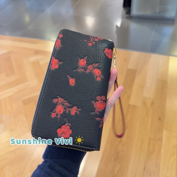 NWT Coach Long Zip Around Wallet With Floral Print CCL36 Black/Red - Picture 3 of 11